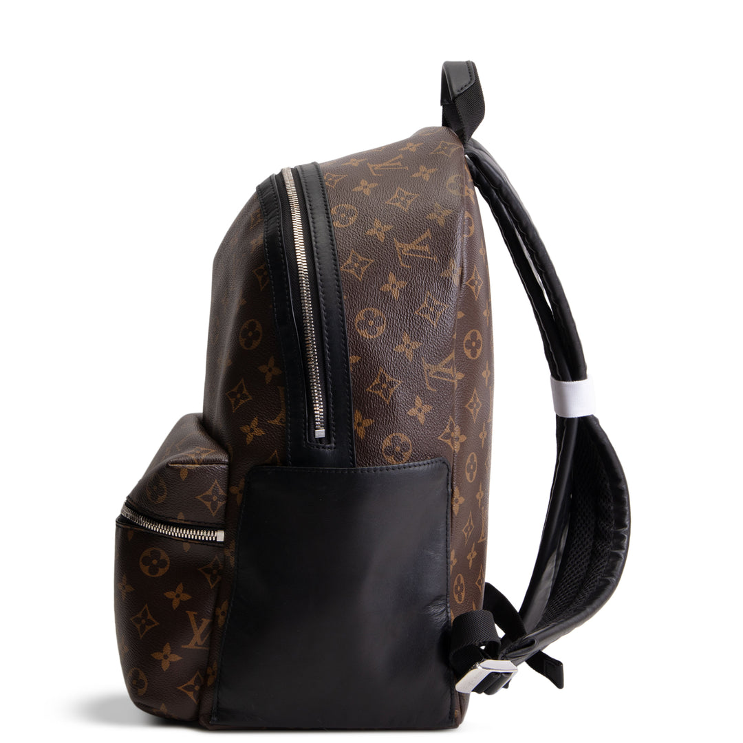 LOUIS VUITTON Discovery Backpack - Monogram