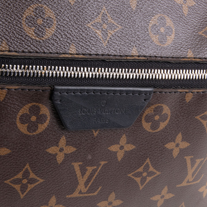 LOUIS VUITTON Discovery Backpack - Monogram