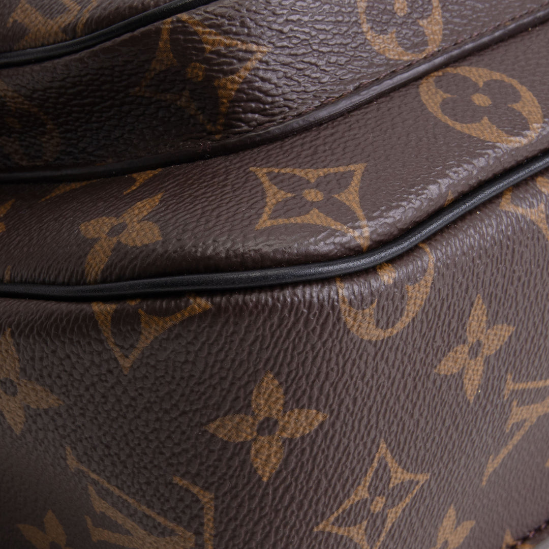 LOUIS VUITTON Passy Monogram