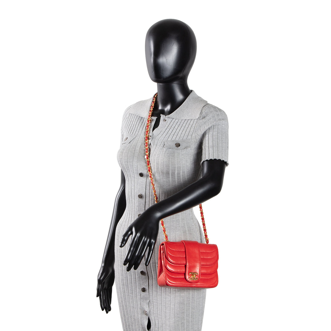 CHANEL Vintage Mini Horizontal Quilt Double Flap Bag