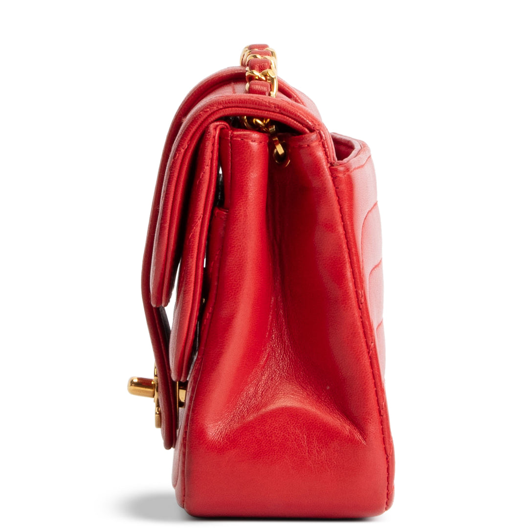 CHANEL Vintage Mini Horizontal Quilt Double Flap Bag