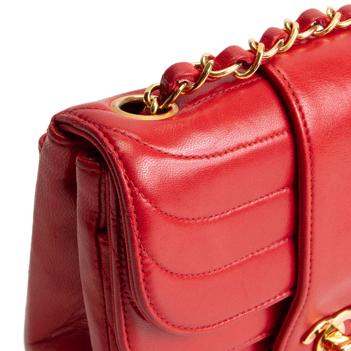 CHANEL Vintage Mini Horizontal Quilt Double Flap Bag