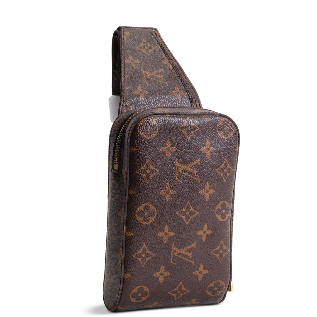 LOUIS VUITTON Monogram Geronimos Sling Bag