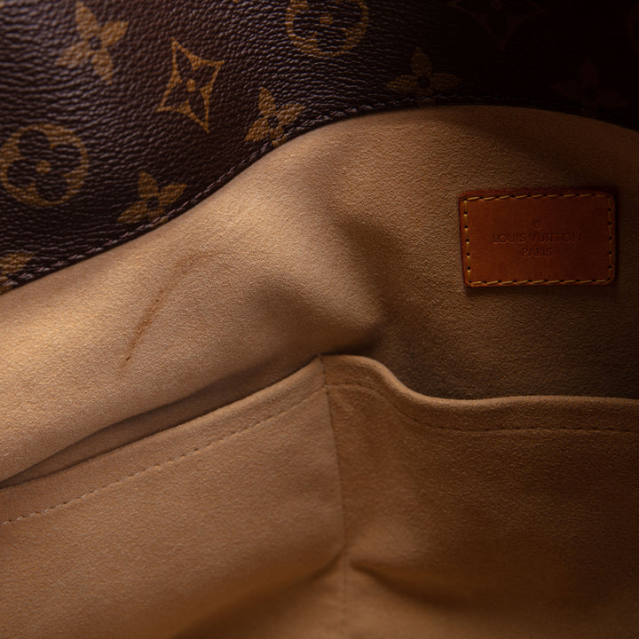 LOUIS VUITTON Artsy MM - Monogram