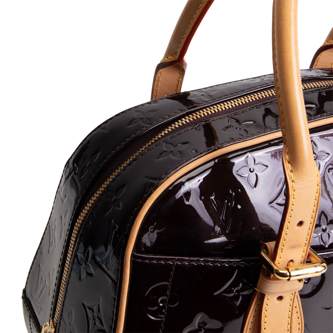 LOUIS VUITTON Monogram Summit Drive - Vernis