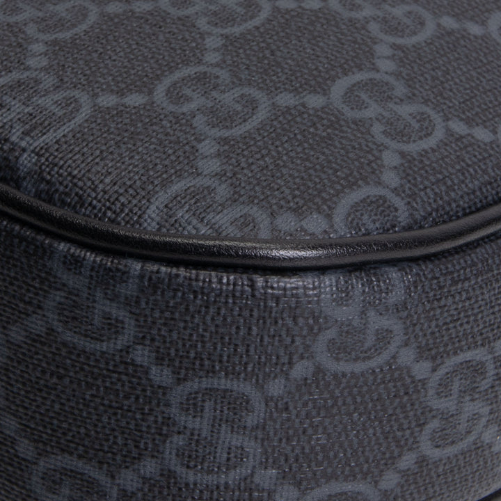 GUCCI GG Supreme Messenger XL - Black