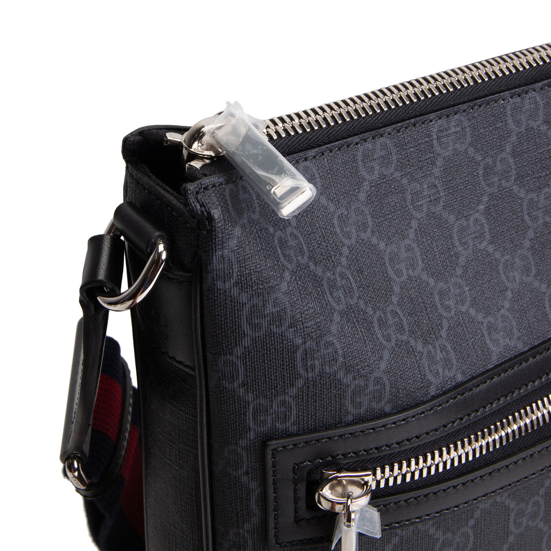GUCCI GG Supreme Messenger XL - Black
