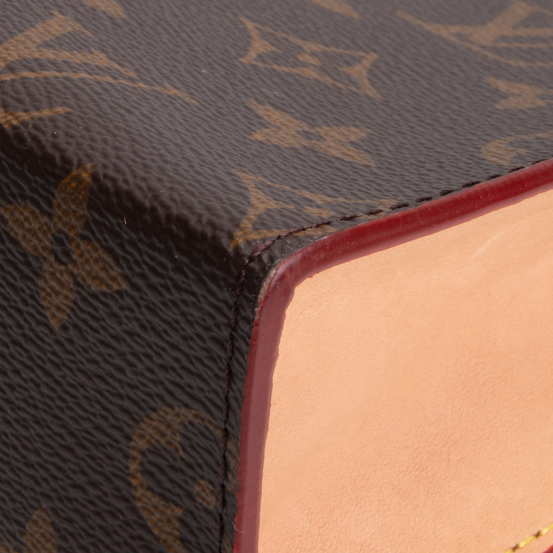 LOUIS VUITTON Monogram Pochette Toilette