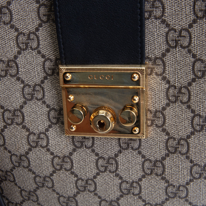 GUCCI GG Supreme Medium Padlock Shoulder Bag - Beige & Black