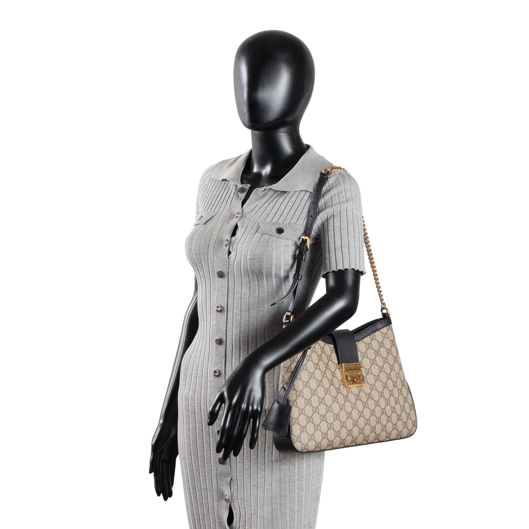 GUCCI GG Supreme Medium Padlock Shoulder Bag - Beige & Black