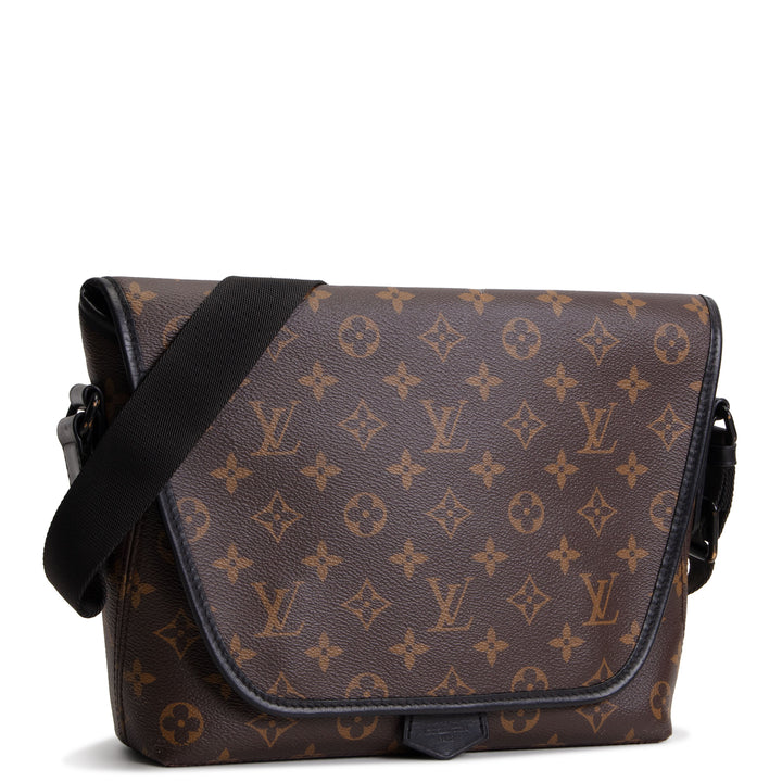 LOUIS VUITTON Monogram Macassar Magnetic Messenger OUTLET FINAL SALE
