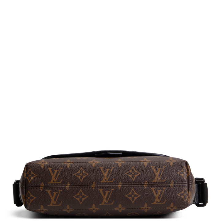 LOUIS VUITTON Monogram Macassar Magnetic Messenger OUTLET FINAL SALE