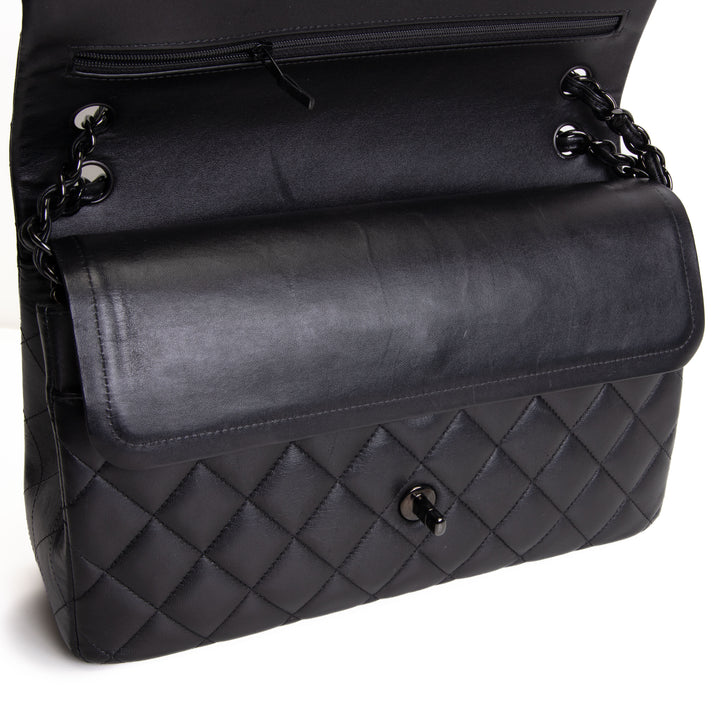 CHANEL Jumbo Double Flap So Black