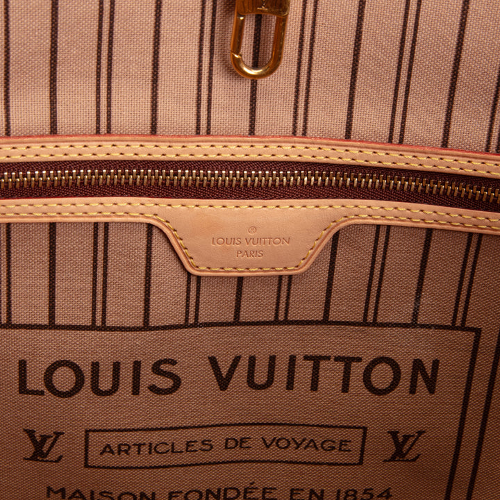 LOUIS VUITTON Monogram Neverfull MM w/ Pouch