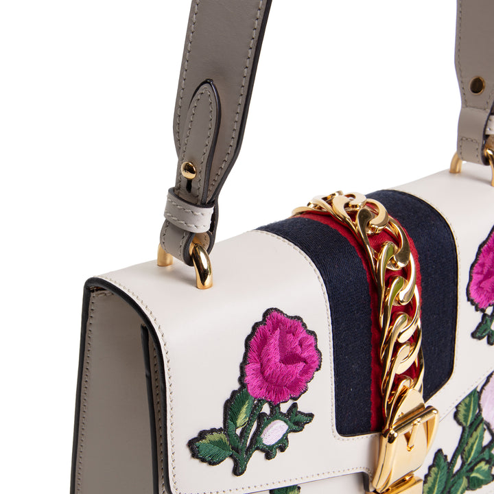 GUCCI Small Embroidered Sylvie - White