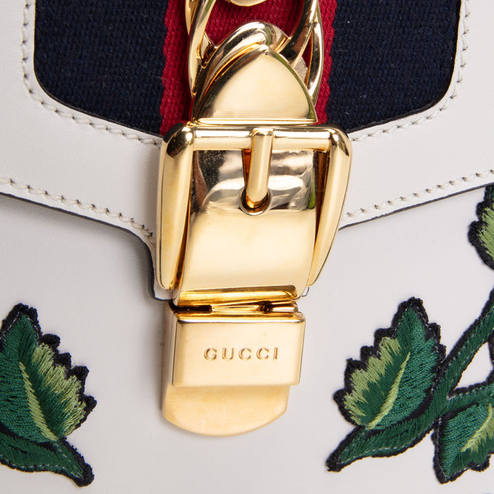 GUCCI Small Embroidered Sylvie - White
