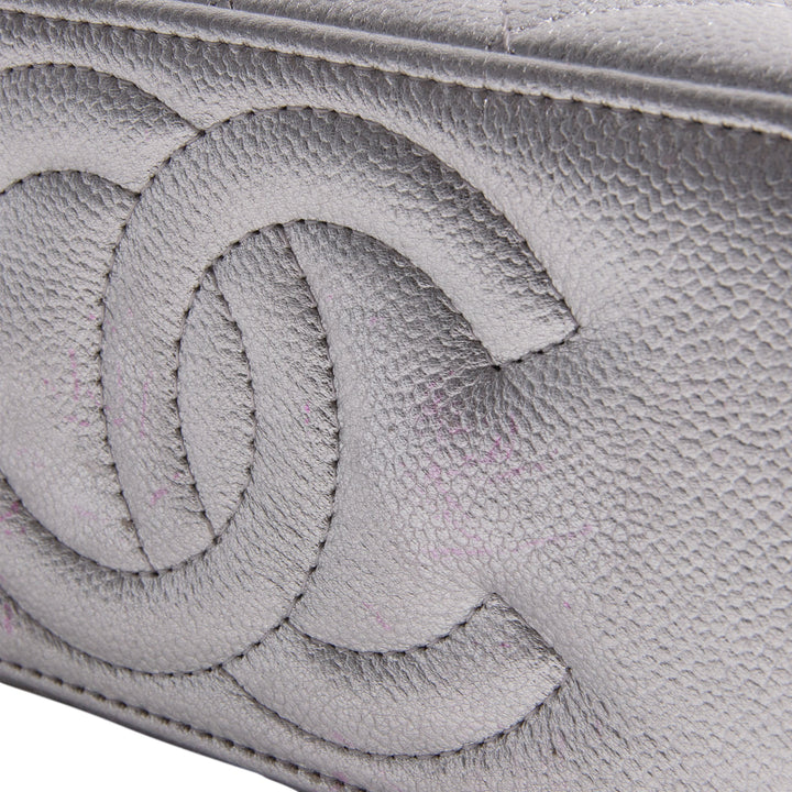CHANEL Small Vanity Case - Metallic Silver Quilted Caviar