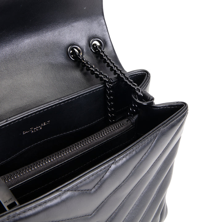 SAINT LAURENT Small Loulou - Black
