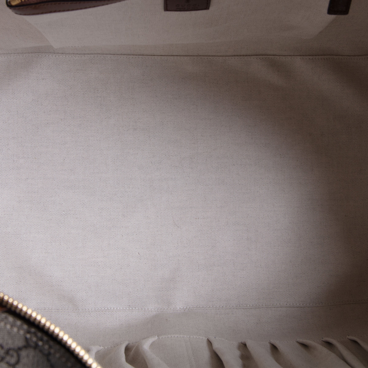 GUCCI GG Supreme Interlocking G Duffle Bag