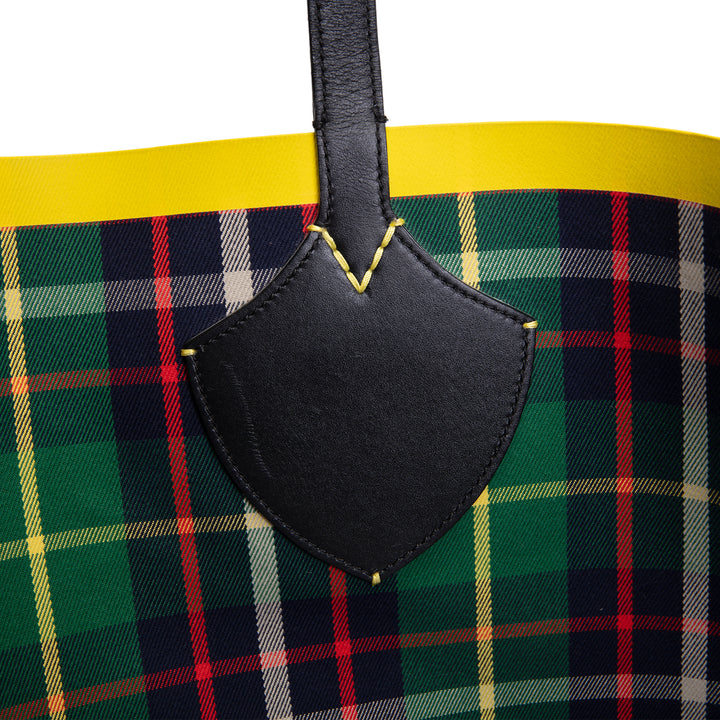 BURBERRY Reversible Giant Tote Tartan XL - Multicolor Check
