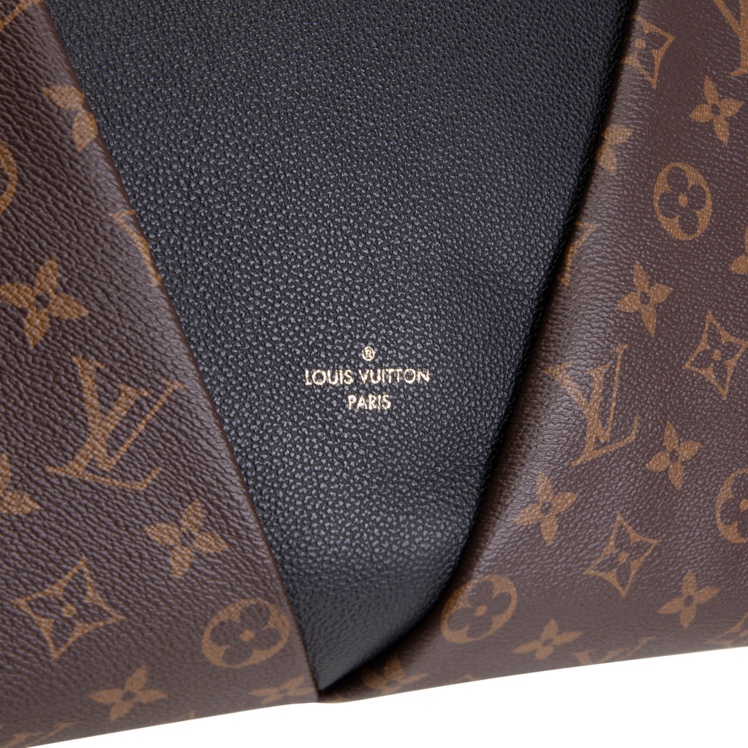 LOUIS VUITTON Monogram V Tote MM