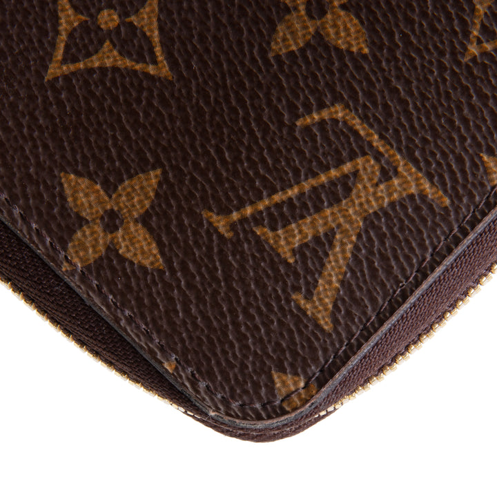 LOUIS VUITTON Monogram Zippy Wallet