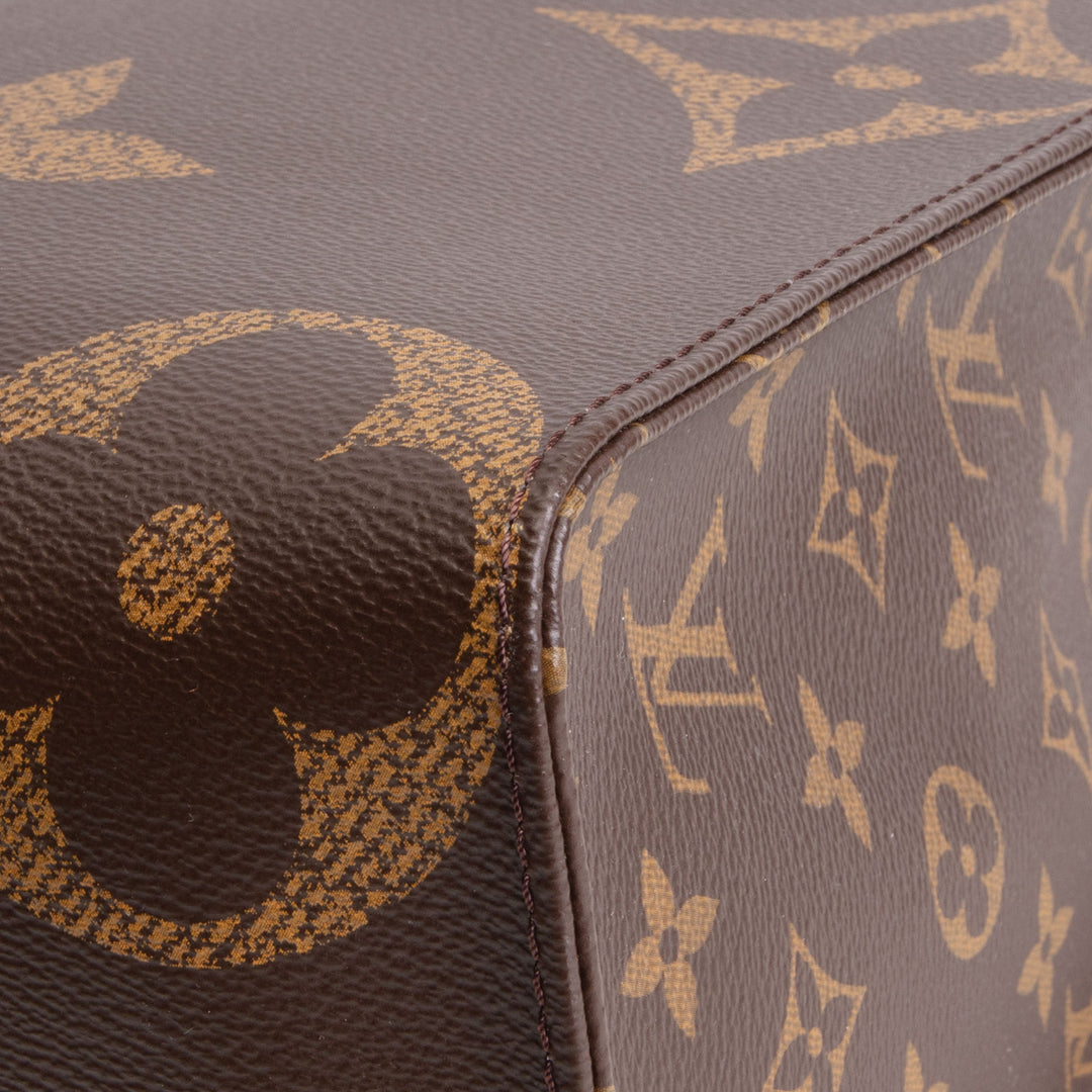 LOUIS VUITTON Monogram Reverse Onthego MM