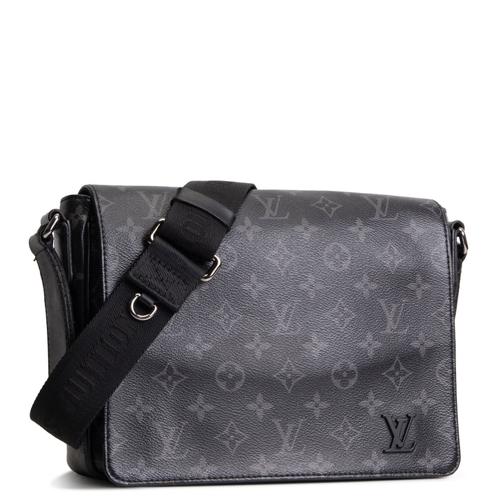 LOUIS VUITTON District PM Messenger - Eclipse Monogram