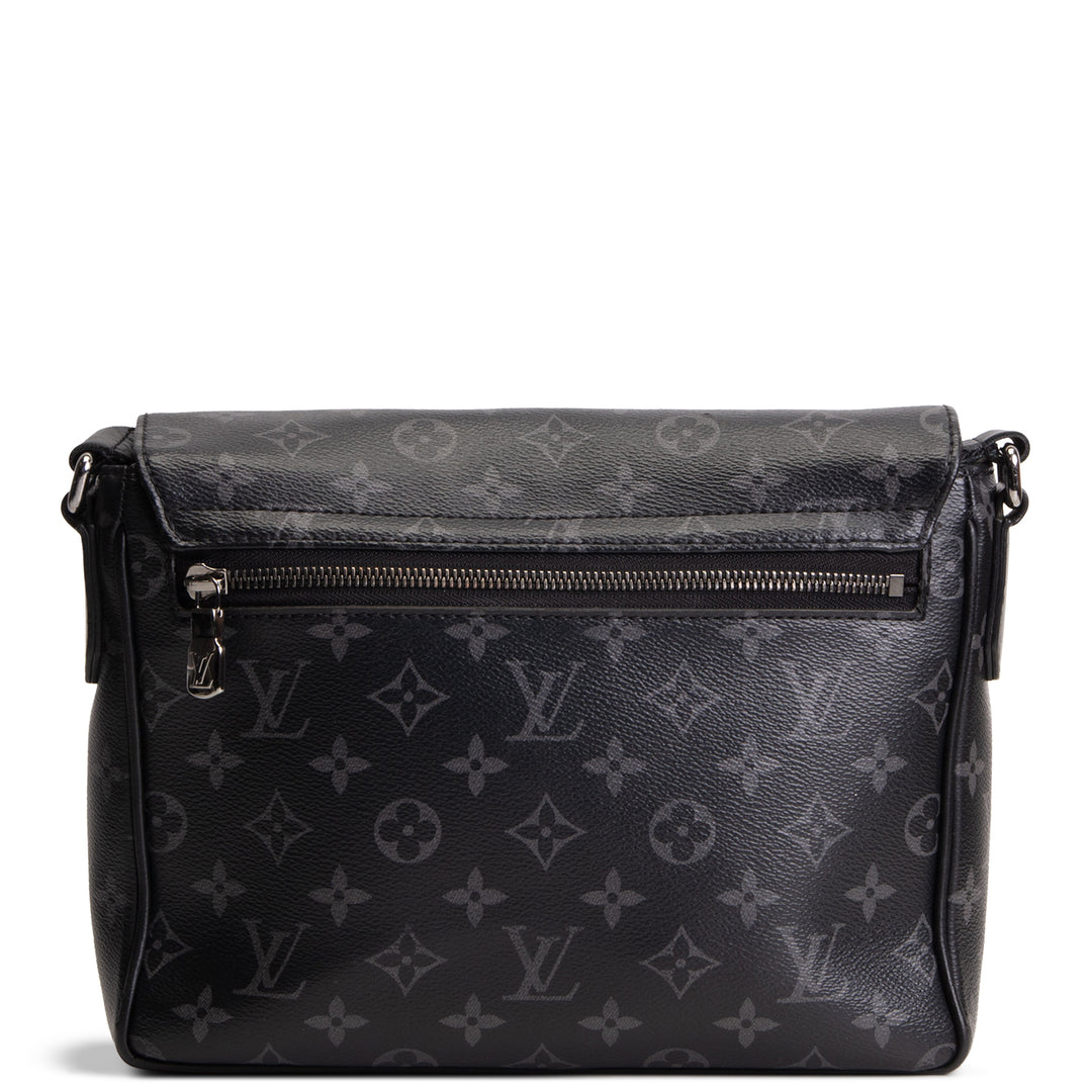 LOUIS VUITTON District PM Messenger - Eclipse Monogram