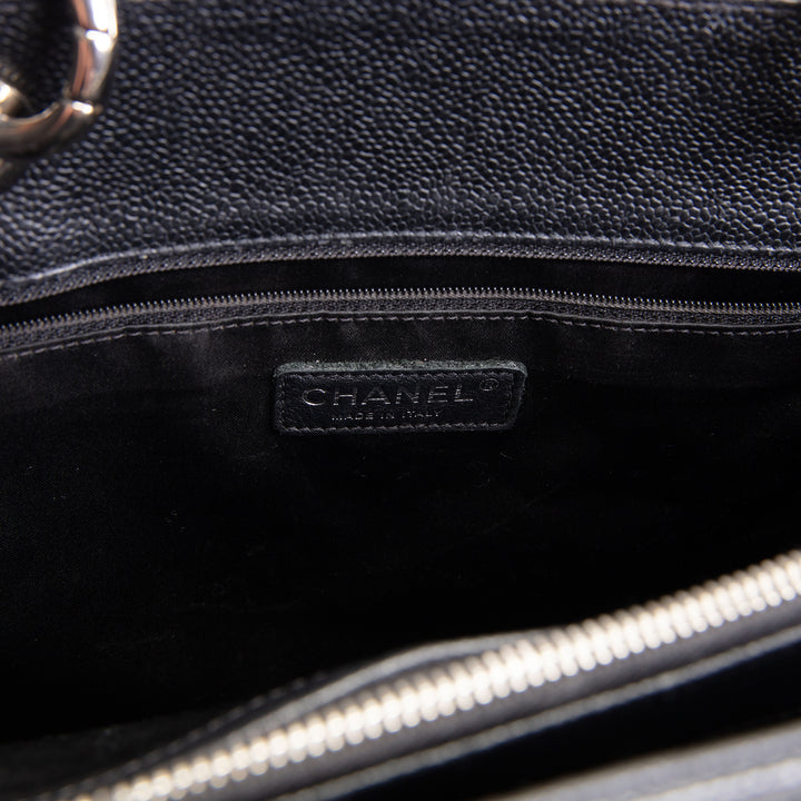 CHANEL Caviar Quilted Grand Shopping Tote - Black