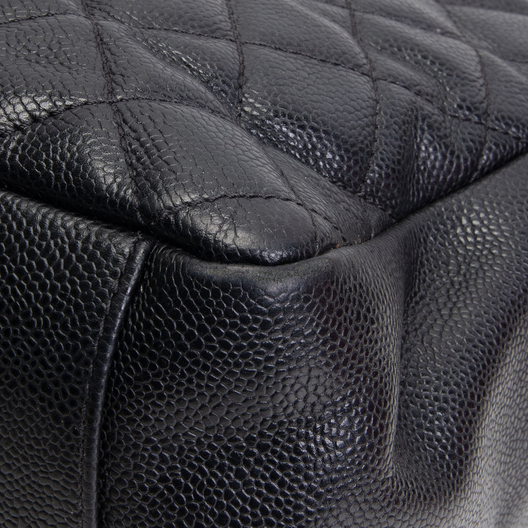 CHANEL Caviar Quilted Grand Shopping Tote - Black