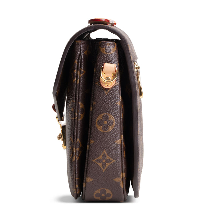 LOUIS VUITTON Monogram Pochette Metis