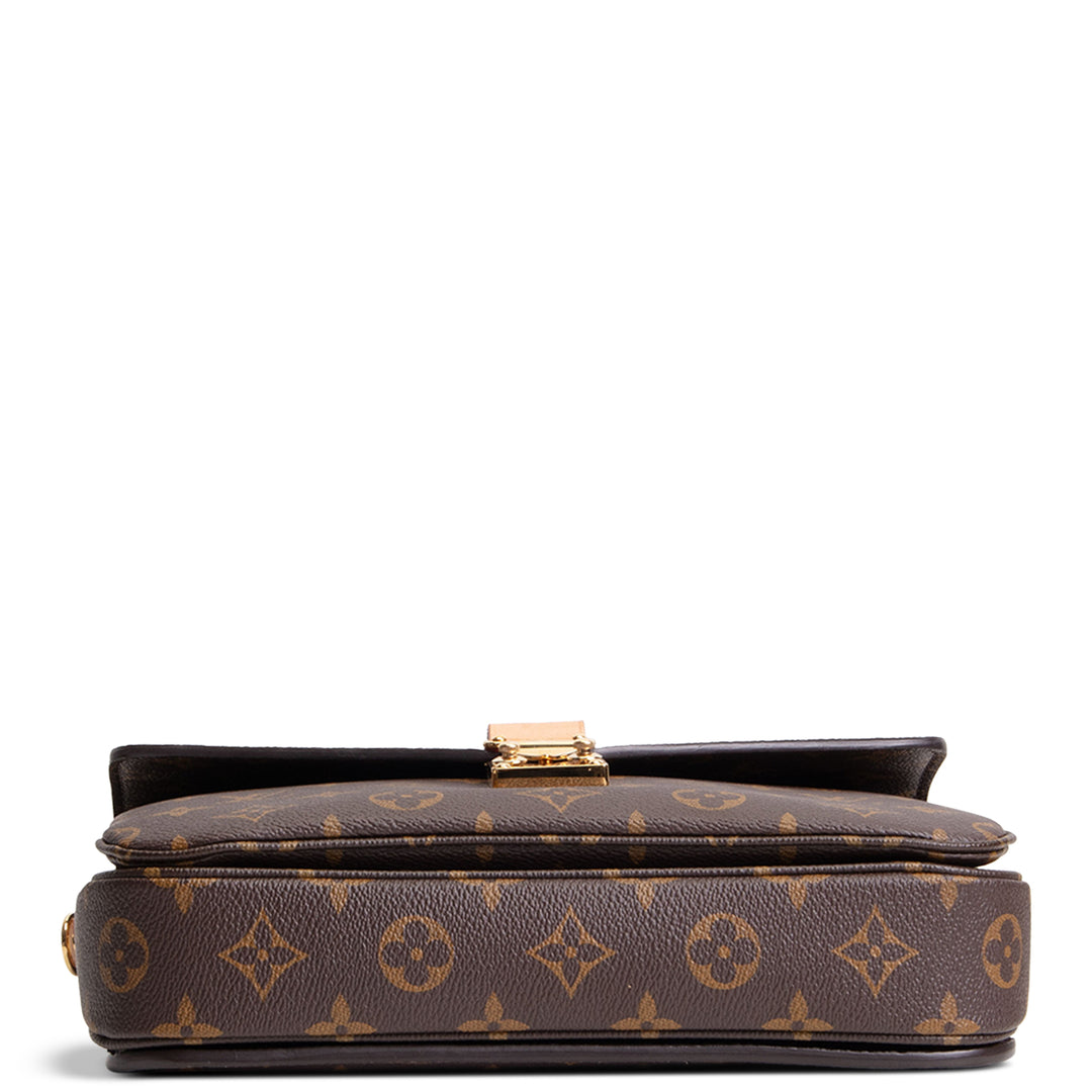 LOUIS VUITTON Monogram Pochette Metis