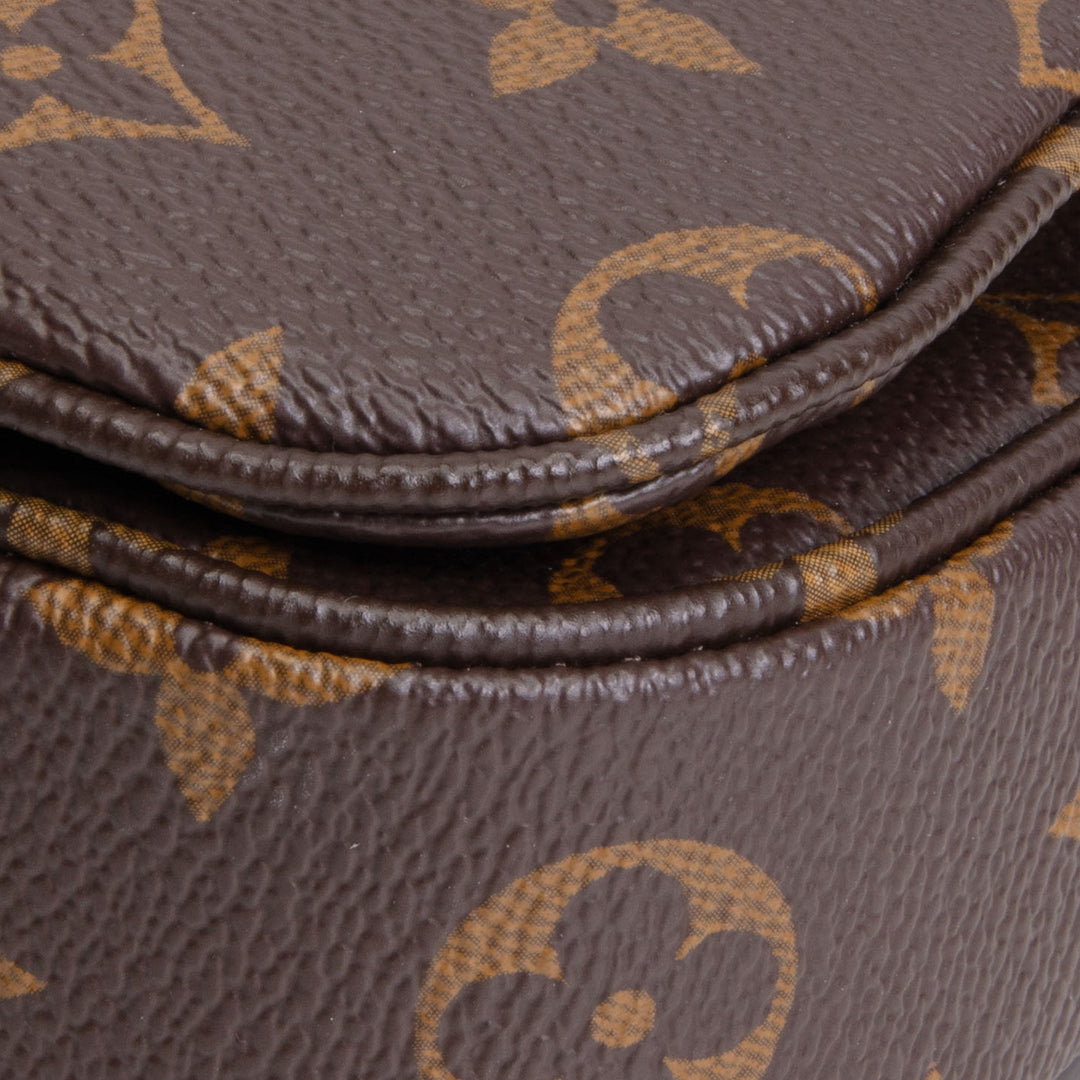 LOUIS VUITTON Monogram Pochette Metis