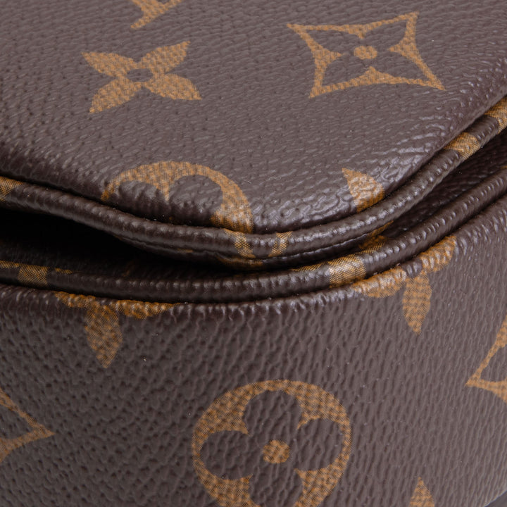 LOUIS VUITTON Monogram Pochette Metis