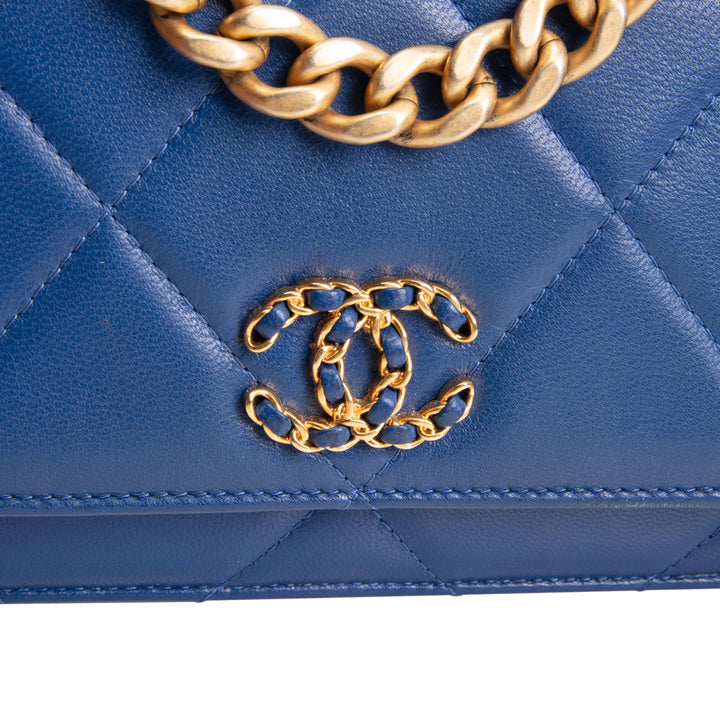 CHANEL 19 Wallet on Chain - Navy OUTLET FINAL SALE