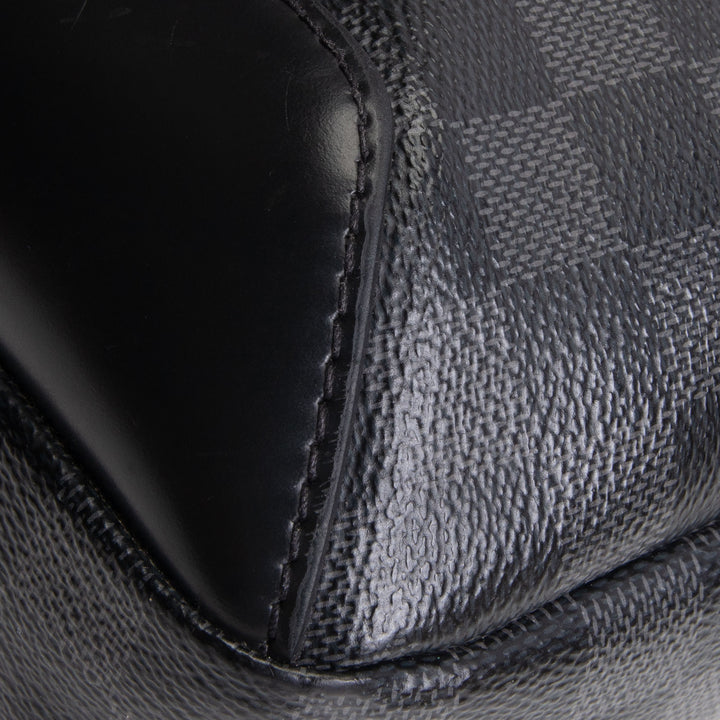 LOUIS VUITTON Damier Graphite Avenue Sling
