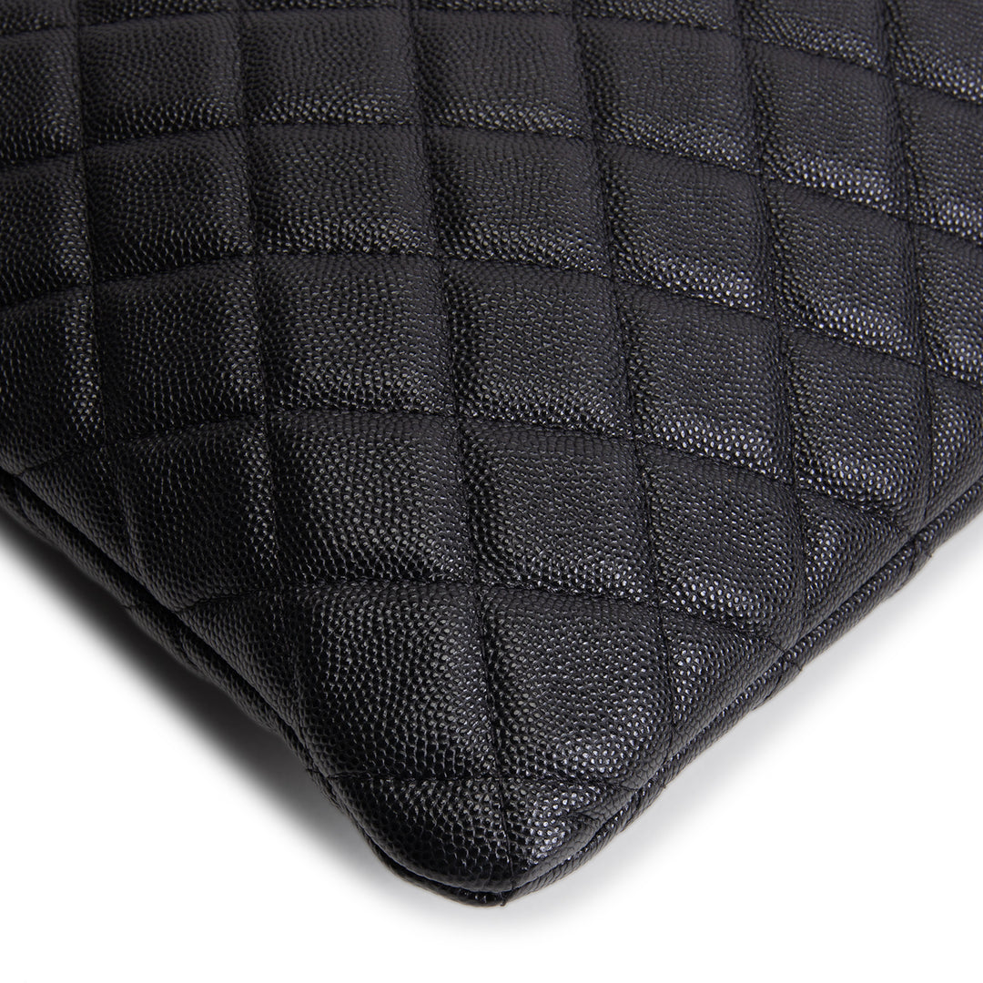 CHANEL Caviar Large O-Case - Black