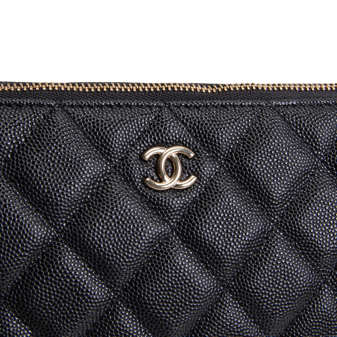 CHANEL Caviar Large O-Case - Black
