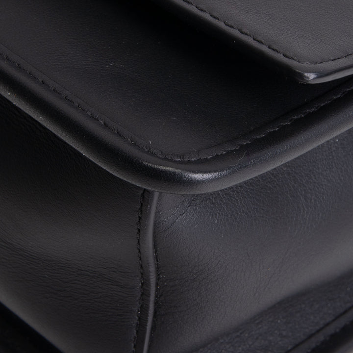 FENDI Leather Kan I F Shoulder Bag - Black