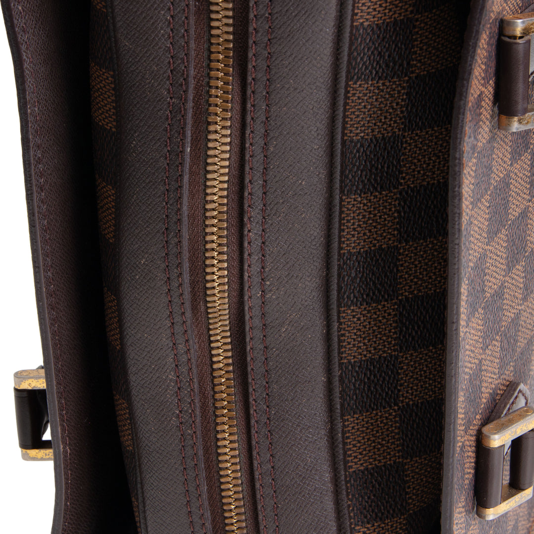 LOUIS VUITTON Vintage Damier Ebene Triana