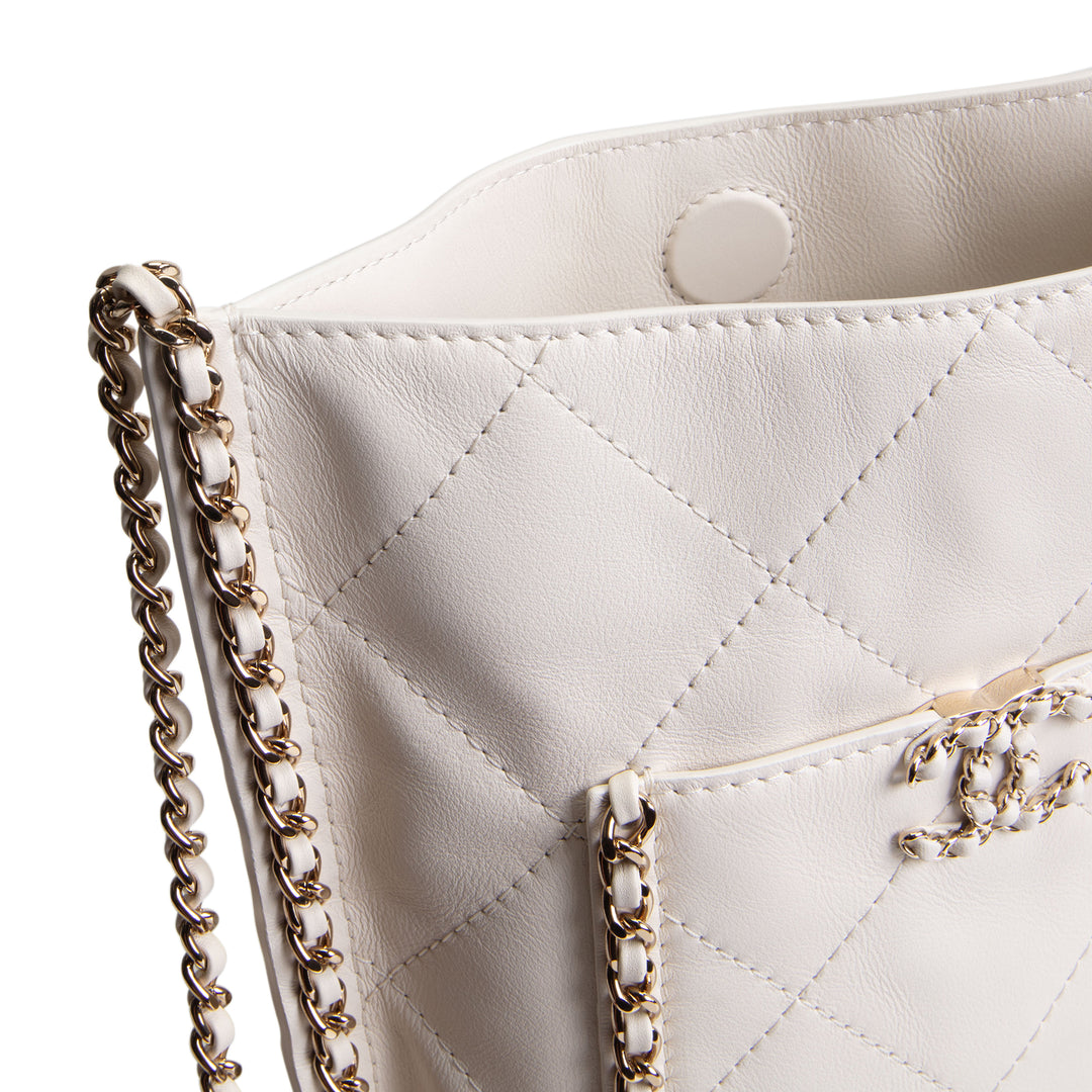 CHANEL Flat Shopping Tote
