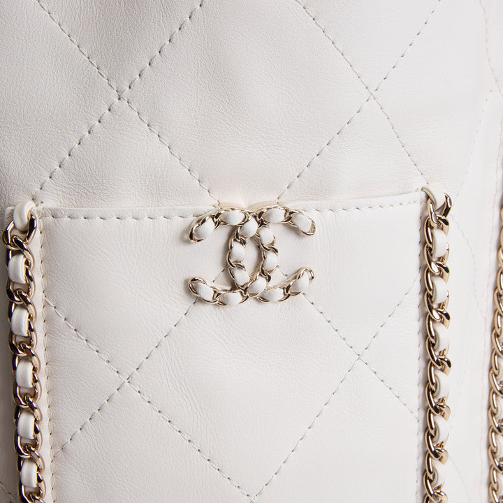 CHANEL Flat Shopping Tote
