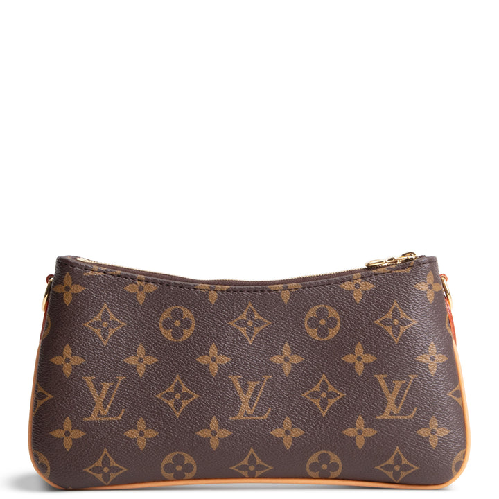 LOUIS VUITTON Monogram Pochette Liv