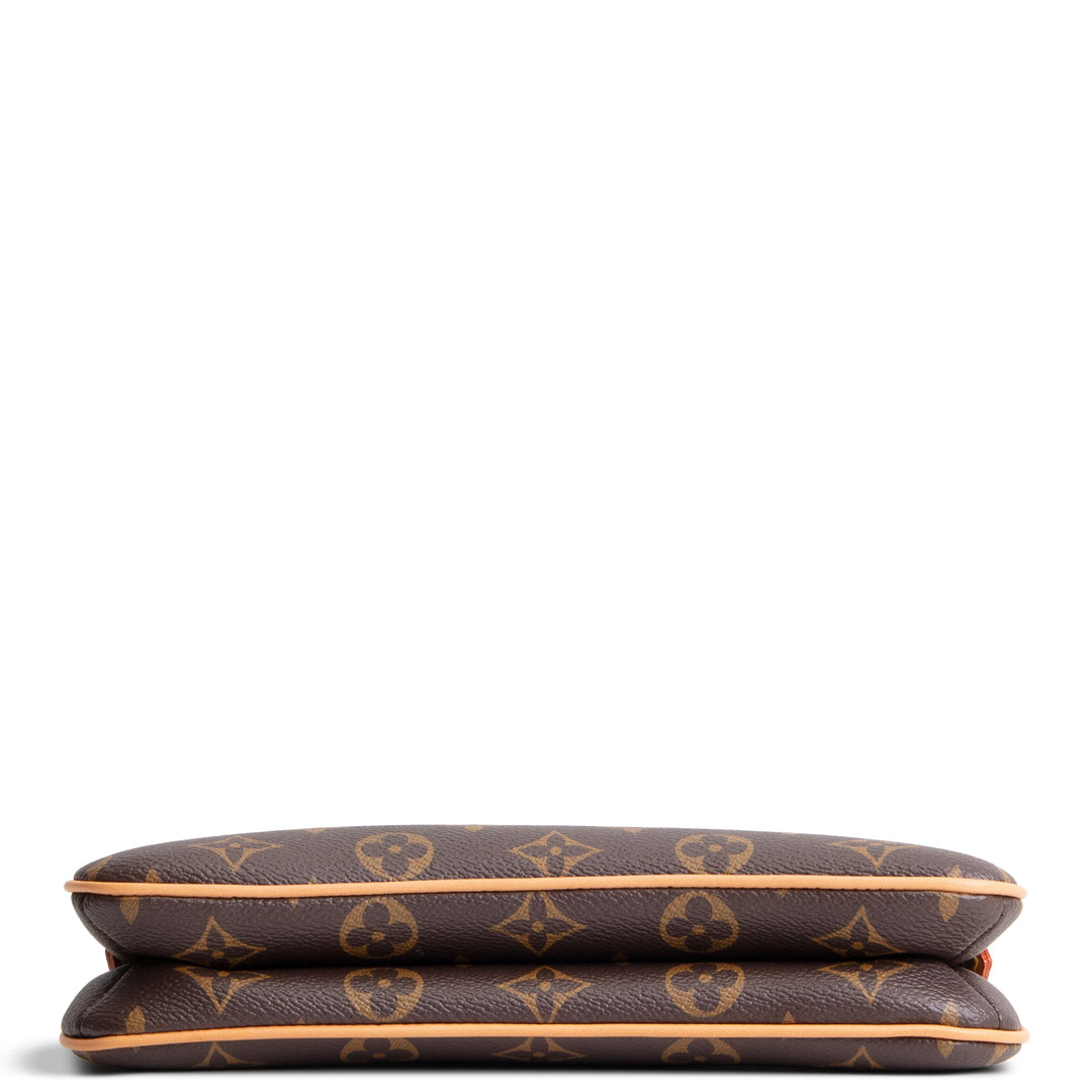 LOUIS VUITTON Monogram Pochette Liv