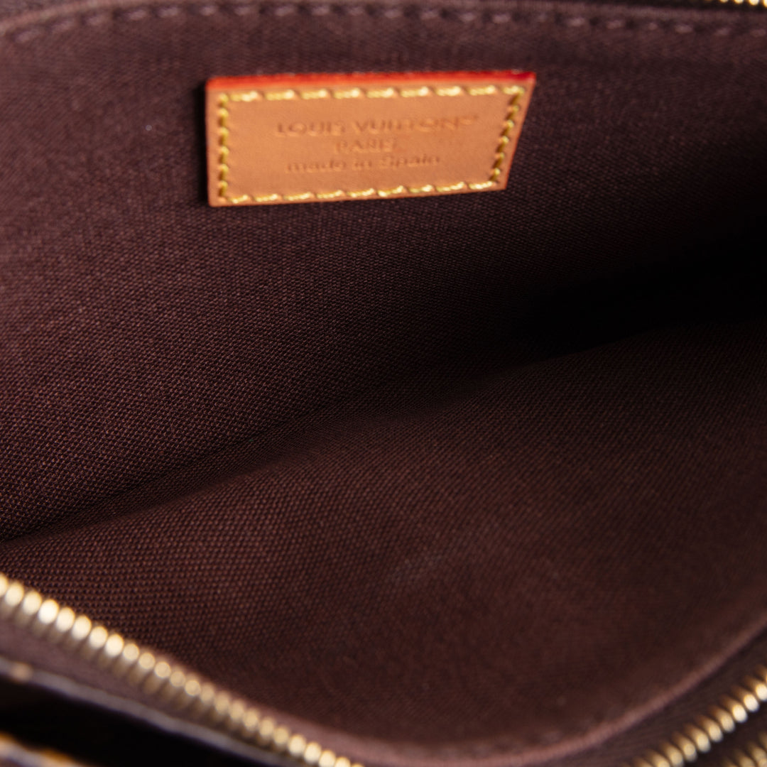 LOUIS VUITTON Monogram Pochette Liv