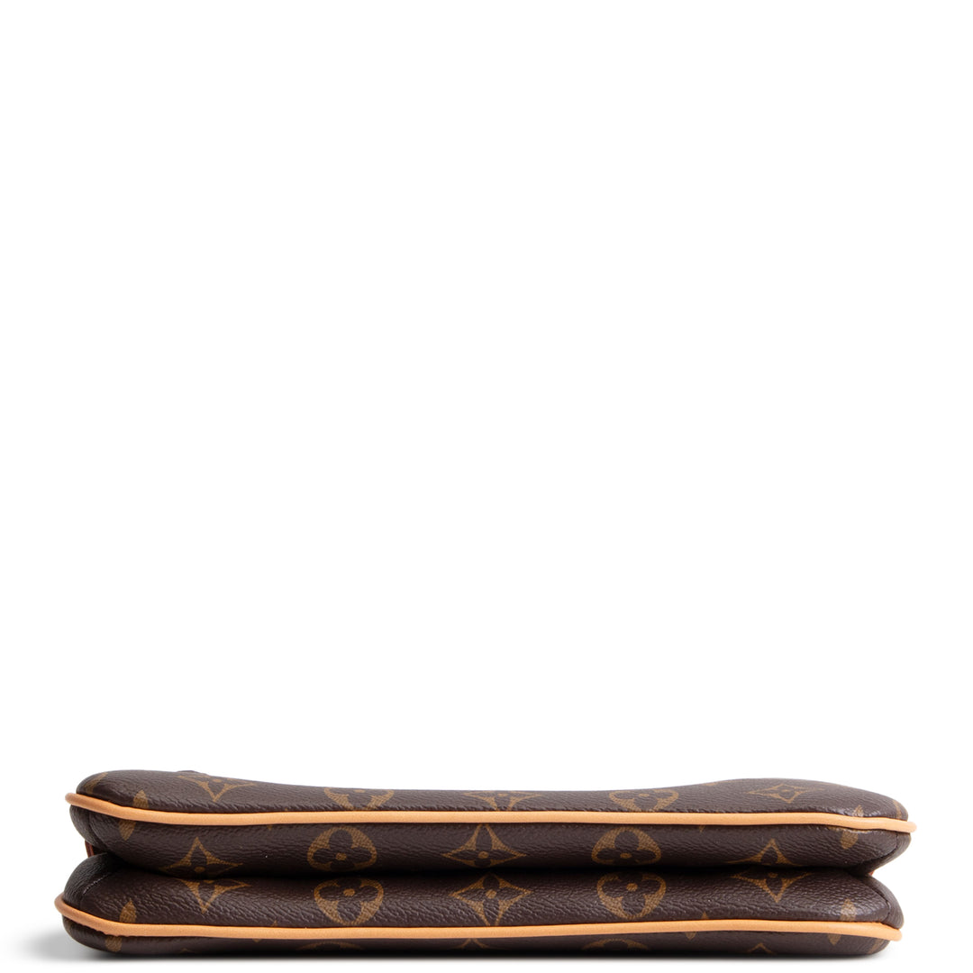 LOUIS VUITTON Monogram Pochette Liv