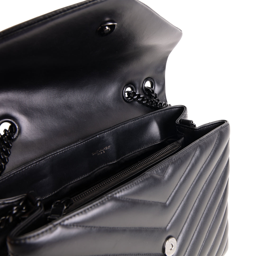 SAINT LAURENT Medium Loulou Shoulder Bag - Black