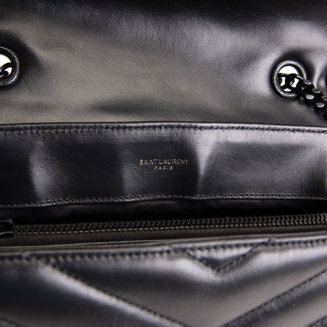 SAINT LAURENT Medium Loulou Shoulder Bag - Black