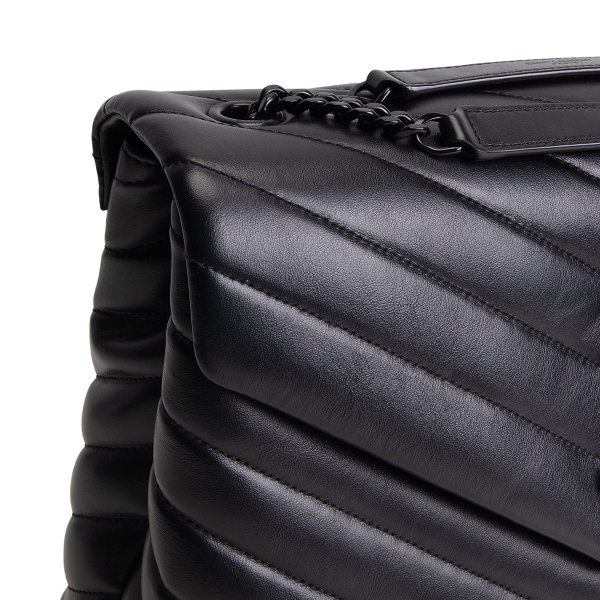 SAINT LAURENT Medium Loulou Shoulder Bag - Black